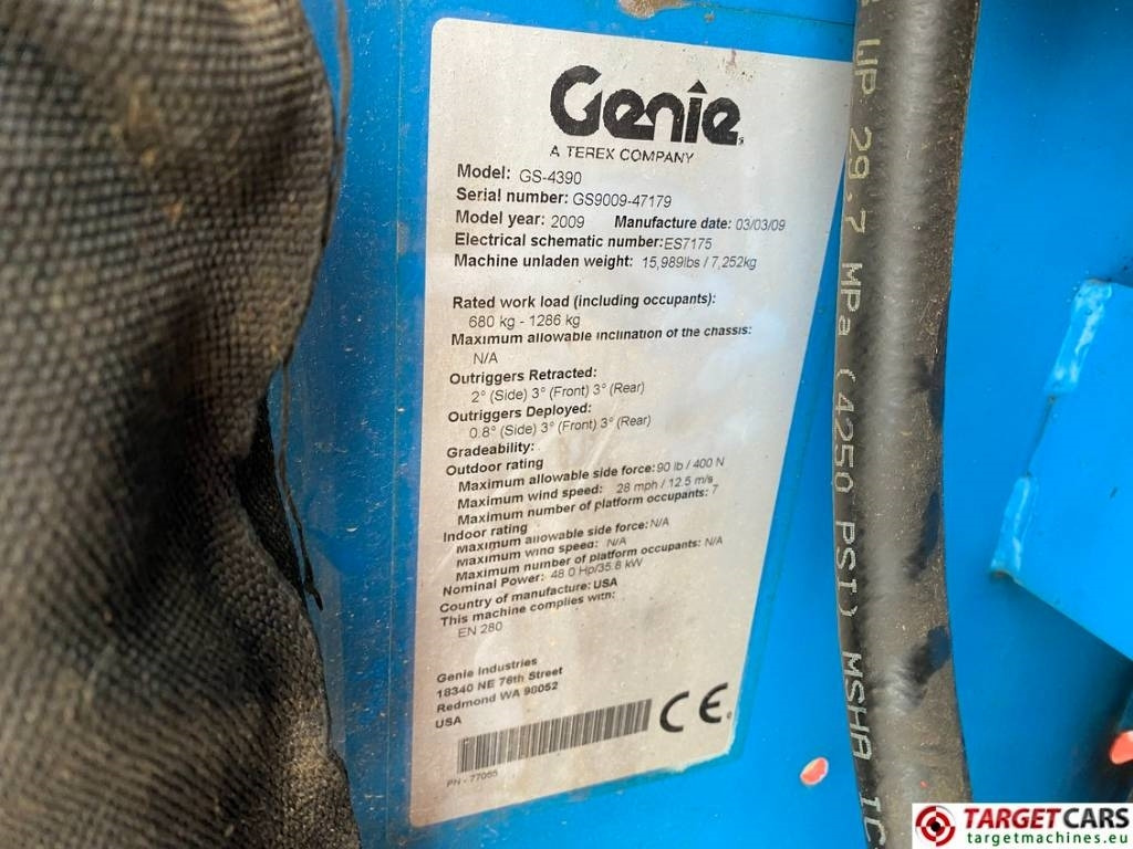 Scissor lift Genie GS-4390RT Diesel 4x4 Scissor Work LIft 1511cm: picture 10