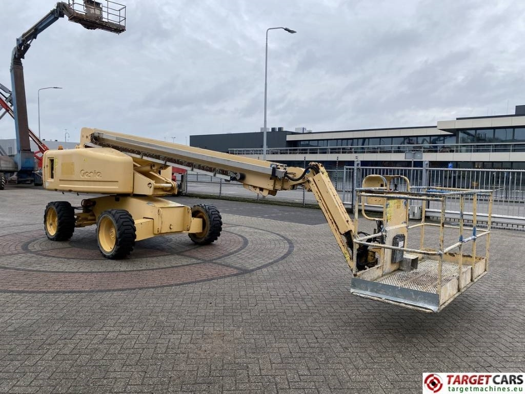 Genie S-65 Telescopic 4x4 Diesel Boom Work Lift 2180cm - Telescopic boom: picture 2 Genie S-65 Telescopic 4x4 Diesel Boom Work Lift 2180cm - Telescopic boom: picture 2