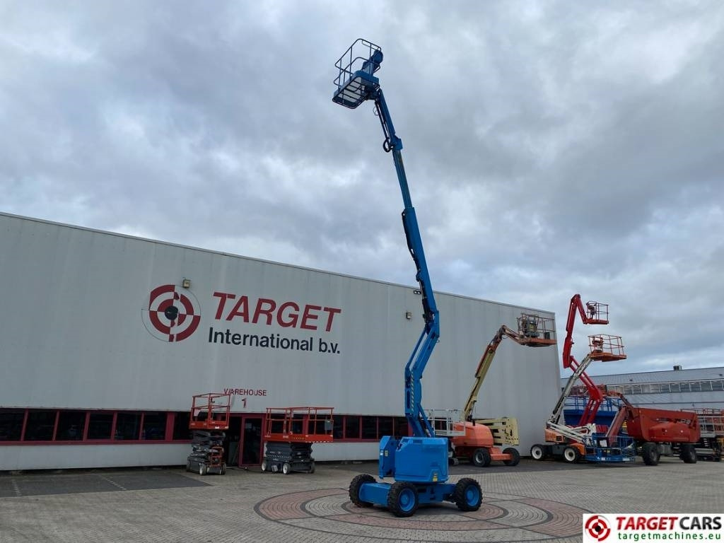 Genie Z-34/22 Articulated 4x4 Diesel Boom WorkLift 12.4M  - Articulated boom: picture 5 Genie Z-34/22 Articulated 4x4 Diesel Boom WorkLift 12.4M  - Articulated boom: picture 5