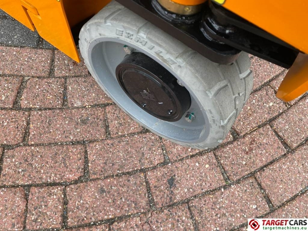 Leasing of Hangcha 160XENS Electric Scissor Work Lift 1570cm Hangcha 160XENS Electric Scissor Work Lift 1570cm: picture 22 Leasing of Hangcha 160XENS Electric Scissor Work Lift 1570cm Hangcha 160XENS Electric Scissor Work Lift 1570cm: picture 22