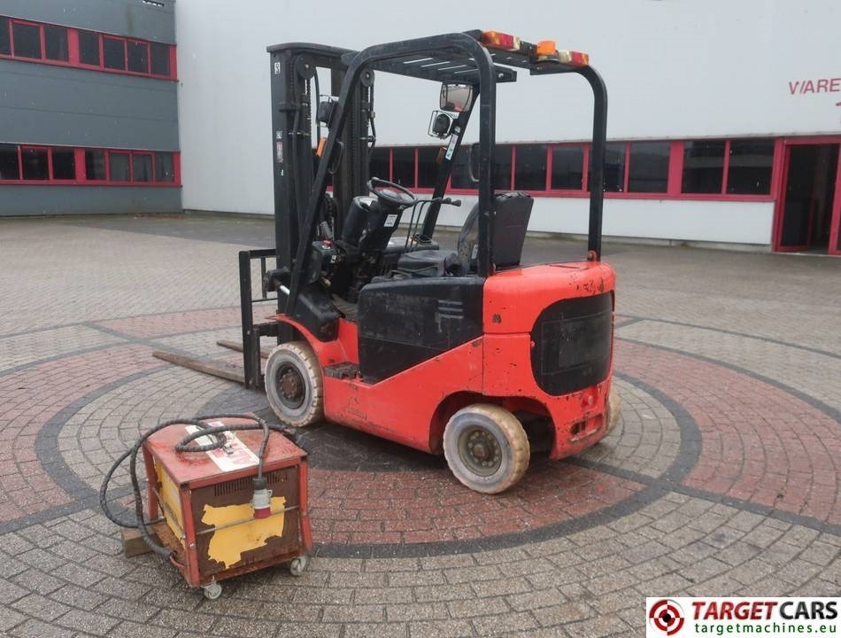 Hangcha CPD15J Eletric 4-wh Forklift Triplex-480cm 1500KG - Electric forklift: picture 4 Hangcha CPD15J Eletric 4-wh Forklift Triplex-480cm 1500KG - Electric forklift: picture 4