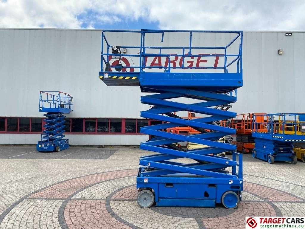 Haulotte Compact 14 Electric Scissor Work Lift 1385cm - Scissor lift: picture 5 Haulotte Compact 14 Electric Scissor Work Lift 1385cm - Scissor lift: picture 5