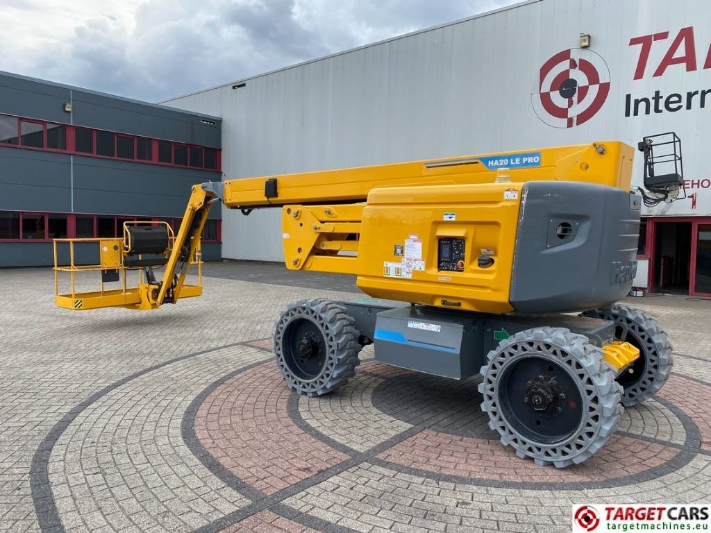 Haulotte HA20LE Pro HyBrid 4x4x4 Articulated BoomLift 20,7M - Articulated boom: picture 4 Haulotte HA20LE Pro HyBrid 4x4x4 Articulated BoomLift 20,7M - Articulated boom: picture 4