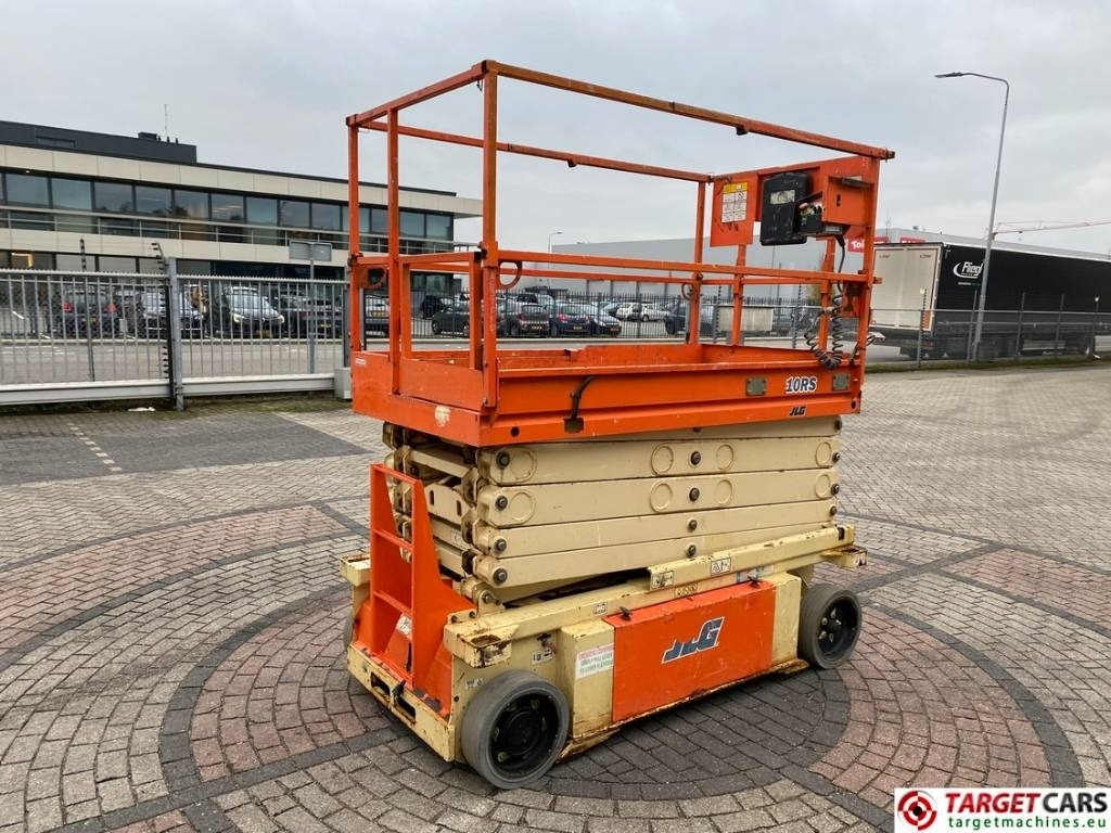 JLG 10RS Electric Scissor Work Lift 1175cm - Scissor lift: picture 3 JLG 10RS Electric Scissor Work Lift 1175cm - Scissor lift: picture 3