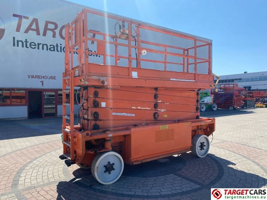 JLG 153-12 Liftlux Electric Scissor Work Lift 1730cm - Scissor lift: picture 1 JLG 153-12 Liftlux Electric Scissor Work Lift 1730cm - Scissor lift: picture 1
