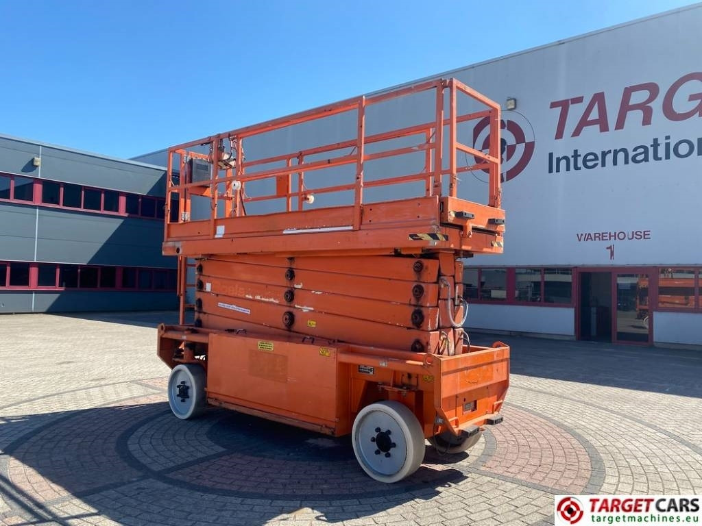 JLG 153-12 Liftlux Electric Scissor Work Lift 1730cm - Scissor lift: picture 4 JLG 153-12 Liftlux Electric Scissor Work Lift 1730cm - Scissor lift: picture 4