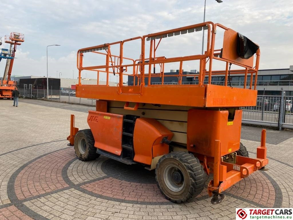 JLG 4394RT Diesel 4x4 Scissor Work Lift 1511cm - Scissor lift: picture 2 JLG 4394RT Diesel 4x4 Scissor Work Lift 1511cm - Scissor lift: picture 2