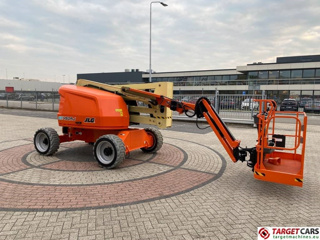 JLG EC450AJ Lithium-Ion Articulated Boom Lift 1572cm - Articulated boom: picture 2 JLG EC450AJ Lithium-Ion Articulated Boom Lift 1572cm - Articulated boom: picture 2