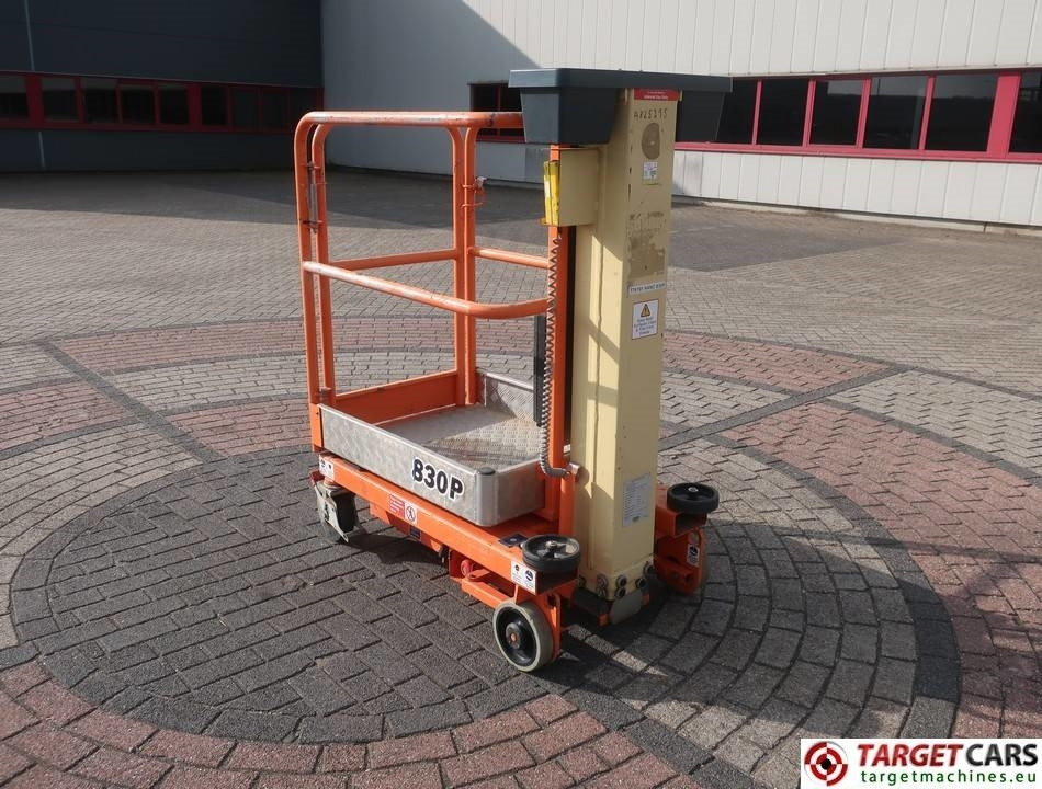 JLG Power Tower Nano 830P Vertical Lift 450cm - Aerial platform: picture 4 JLG Power Tower Nano 830P Vertical Lift 450cm - Aerial platform: picture 4