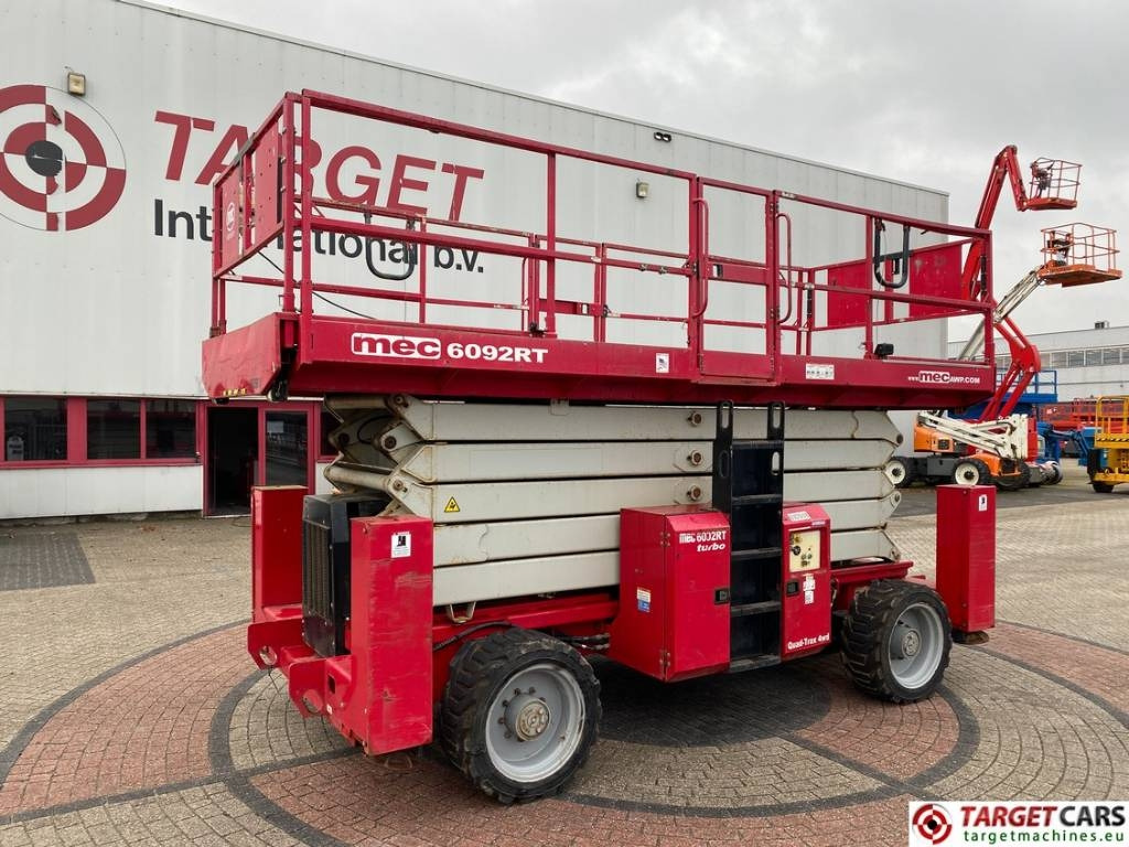 MEC 6092RT Diesel 4x4 Scissor Work Lift 2020cm - Scissor lift: picture 1 MEC 6092RT Diesel 4x4 Scissor Work Lift 2020cm - Scissor lift: picture 1