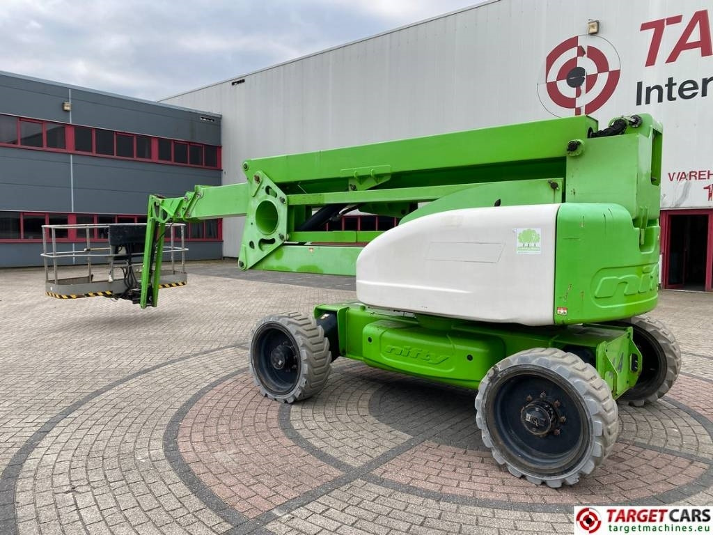 Niftylift HR28 HyBrid Articulated 4x4 Boom Work Lift 2800cm - Articulated boom: picture 4 Niftylift HR28 HyBrid Articulated 4x4 Boom Work Lift 2800cm - Articulated boom: picture 4