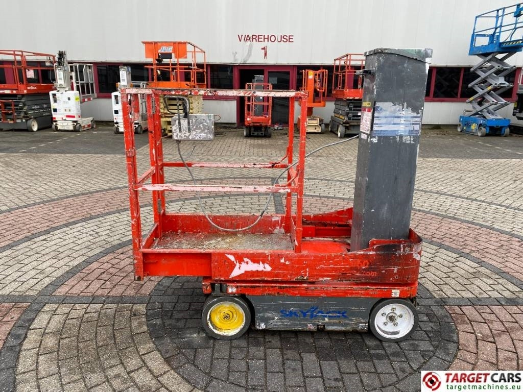 SkyJack SJ16 Electric Vertical Mast Work Lift 675cm - Vertical mast lift: picture 5 SkyJack SJ16 Electric Vertical Mast Work Lift 675cm - Vertical mast lift: picture 5