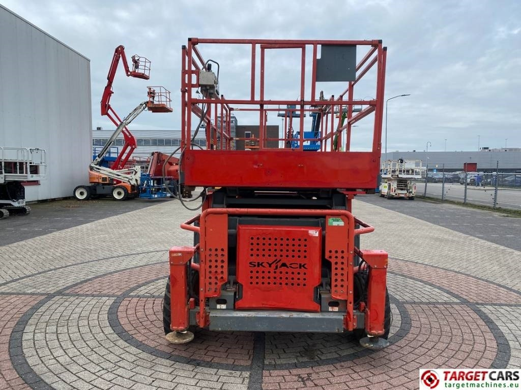 Leasing of SkyJack SJ8841RT Diesel 4x4 Scissor Work Lift 1430cm  SkyJack SJ8841RT Diesel 4x4 Scissor Work Lift 1430cm: picture 36