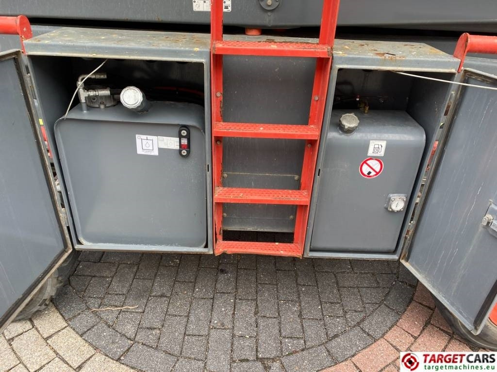 Leasing of SkyJack SJ8841RT Diesel 4x4 Scissor Work Lift 1430cm  SkyJack SJ8841RT Diesel 4x4 Scissor Work Lift 1430cm: picture 14