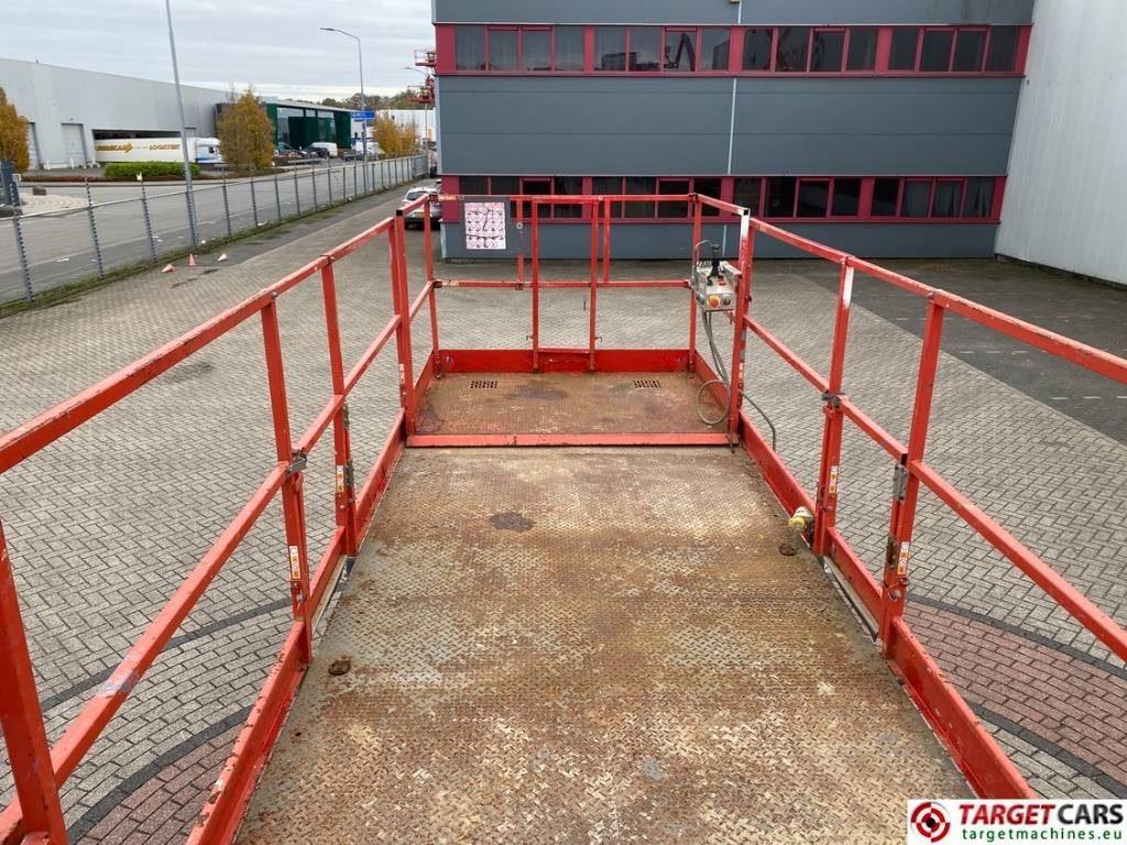 Leasing of SkyJack SJ8841RT Diesel 4x4 Scissor Work Lift 1430cm  SkyJack SJ8841RT Diesel 4x4 Scissor Work Lift 1430cm: picture 8
