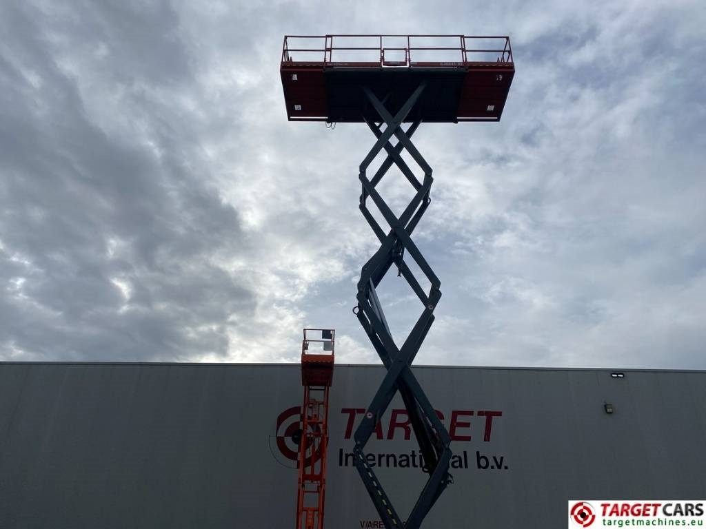 Leasing of SkyJack SJ8841RT Diesel 4x4 Scissor Work Lift 1430cm  SkyJack SJ8841RT Diesel 4x4 Scissor Work Lift 1430cm: picture 20