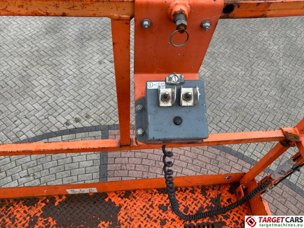 Scissor lift SkyJack SJ9250 RT Diesel 4x4 Scissor Work Lift 1720cm: picture 41 Scissor lift SkyJack SJ9250 RT Diesel 4x4 Scissor Work Lift 1720cm: picture 41