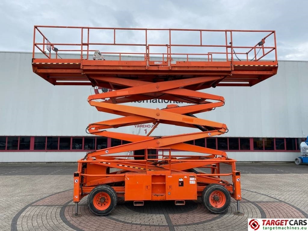 Scissor lift SkyJack SJ9250 RT Diesel 4x4 Scissor Work Lift 1720cm: picture 5 Scissor lift SkyJack SJ9250 RT Diesel 4x4 Scissor Work Lift 1720cm: picture 5