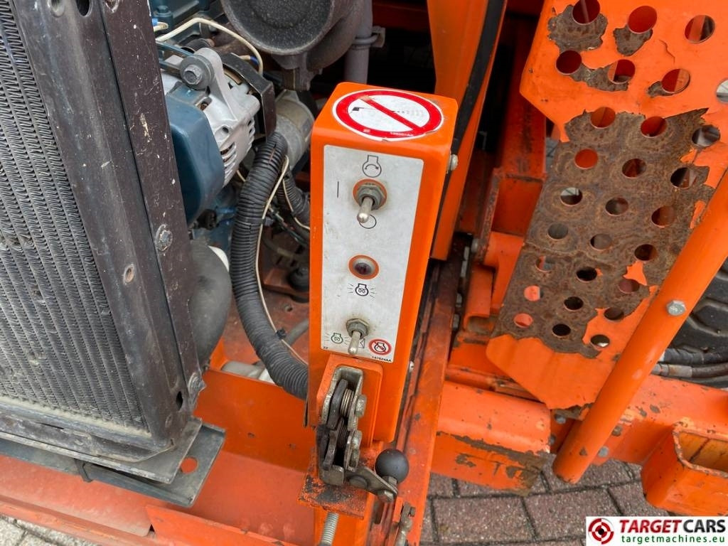 Scissor lift SkyJack SJ9250 RT Diesel 4x4 Scissor Work Lift 1720cm: picture 20 Scissor lift SkyJack SJ9250 RT Diesel 4x4 Scissor Work Lift 1720cm: picture 20