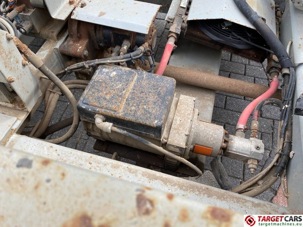 Leasing of SkyJack SJ9250 RT Diesel Scissor Work Lift 1720cm SkyJack SJ9250 RT Diesel Scissor Work Lift 1720cm: picture 33 Leasing of SkyJack SJ9250 RT Diesel Scissor Work Lift 1720cm SkyJack SJ9250 RT Diesel Scissor Work Lift 1720cm: picture 33