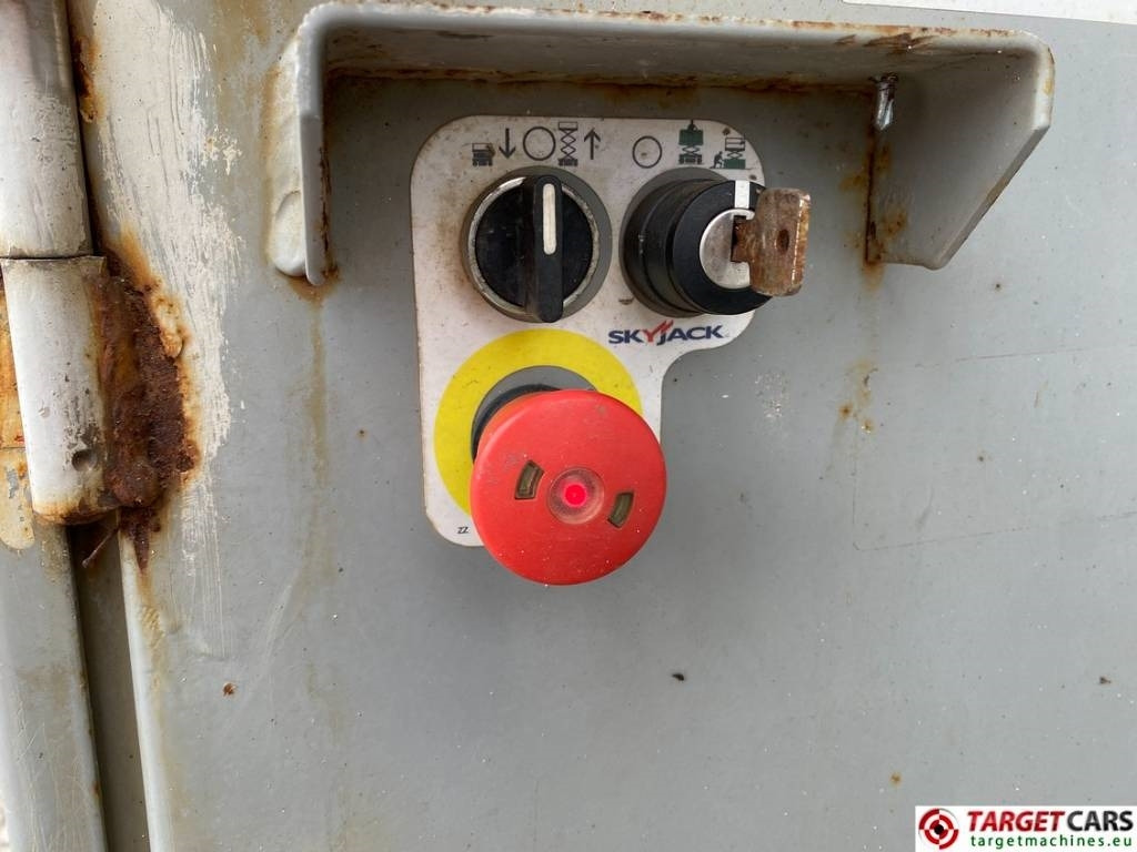 Leasing of SkyJack SJ9250 RT Diesel Scissor Work Lift 1720cm SkyJack SJ9250 RT Diesel Scissor Work Lift 1720cm: picture 11 Leasing of SkyJack SJ9250 RT Diesel Scissor Work Lift 1720cm SkyJack SJ9250 RT Diesel Scissor Work Lift 1720cm: picture 11