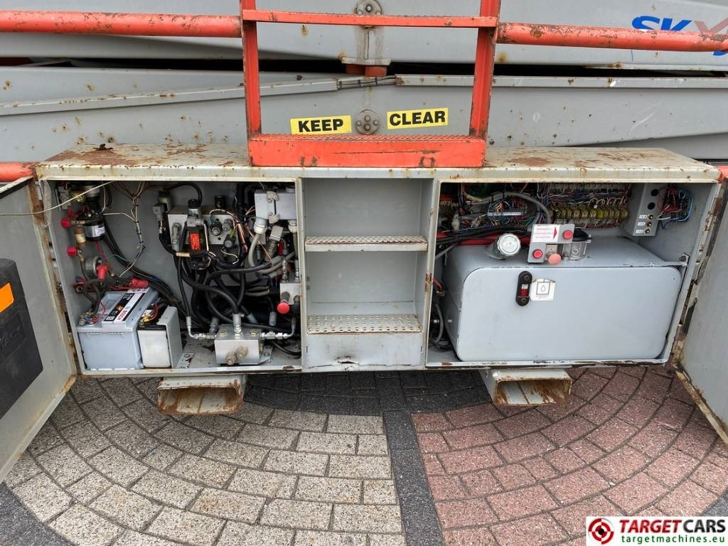 Leasing of SkyJack SJ9250 RT Diesel Scissor Work Lift 1720cm SkyJack SJ9250 RT Diesel Scissor Work Lift 1720cm: picture 12 Leasing of SkyJack SJ9250 RT Diesel Scissor Work Lift 1720cm SkyJack SJ9250 RT Diesel Scissor Work Lift 1720cm: picture 12