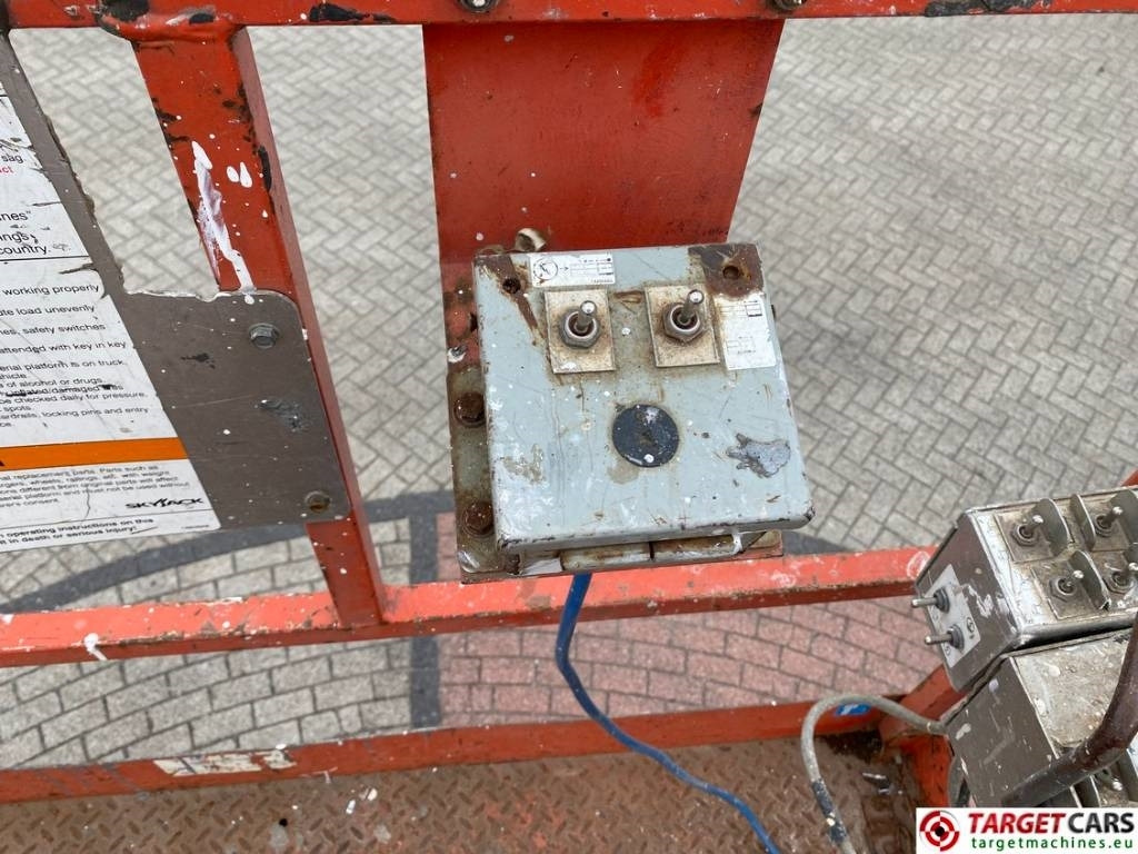 Leasing of SkyJack SJ9250 RT Diesel Scissor Work Lift 1720cm SkyJack SJ9250 RT Diesel Scissor Work Lift 1720cm: picture 32 Leasing of SkyJack SJ9250 RT Diesel Scissor Work Lift 1720cm SkyJack SJ9250 RT Diesel Scissor Work Lift 1720cm: picture 32