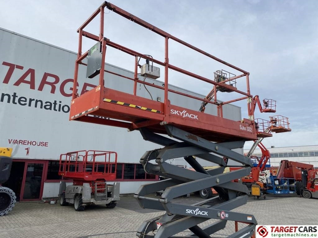 Scissor lift SkyJack SJIII-3226 Electric 3226 Scissor Work Lift 990cm: picture 32