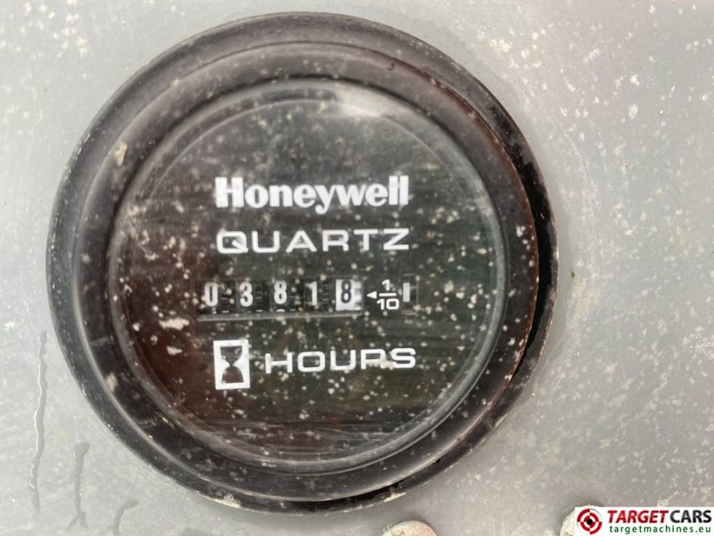 Scissor lift SkyJack SJIII-4626 Electric 4626 Scissor Work Lift 990cm: picture 13 Scissor lift SkyJack SJIII-4626 Electric 4626 Scissor Work Lift 990cm: picture 13