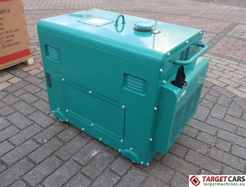 XIDONG 6800T-3 DIESEL 6.2KVA 3-PHASE GENERATOR 220 - Generator set: picture 4 XIDONG 6800T-3 DIESEL 6.2KVA 3-PHASE GENERATOR 220 - Generator set: picture 4