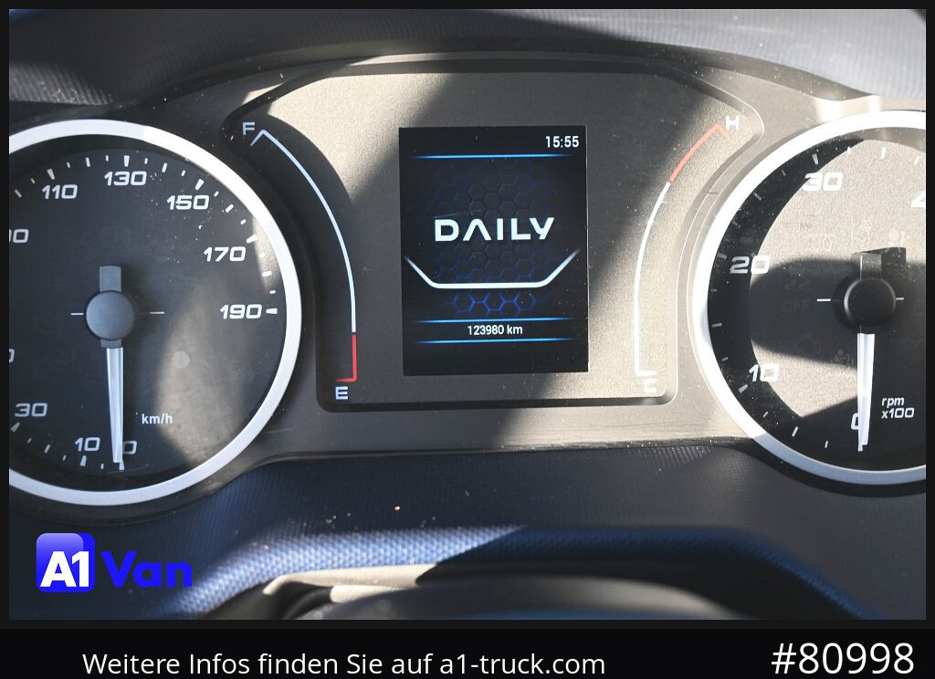 IVECO Daily 72C18 A8V Pritsche/Plane, Tempomat, AHK, Klima - Curtain side van: picture 5 IVECO Daily 72C18 A8V Pritsche/Plane, Tempomat, AHK, Klima - Curtain side van: picture 5