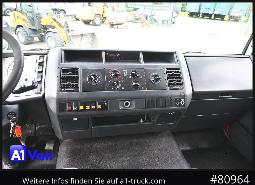 MAN MAN LE 8.180 Pritsche Doka, Automatik, AHK, 6-Sitzer - Flatbed van, Combi van: picture 5 MAN MAN LE 8.180 Pritsche Doka, Automatik, AHK, 6-Sitzer - Flatbed van, Combi van: picture 5
