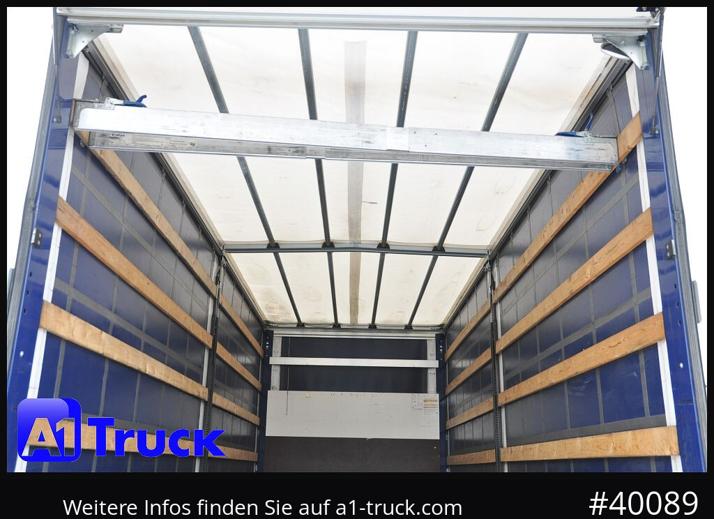RENAULT D 240,  4x2, Ladebordwand, LBW, guter Zustand - Curtainsider truck: picture 4 RENAULT D 240,  4x2, Ladebordwand, LBW, guter Zustand - Curtainsider truck: picture 4