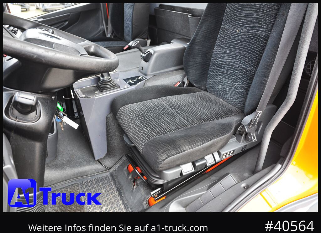 KAMAG Kamag Truck Wiesel Rangierer, Terberg - Tractor unit: picture 3 KAMAG Kamag Truck Wiesel Rangierer, Terberg - Tractor unit: picture 3