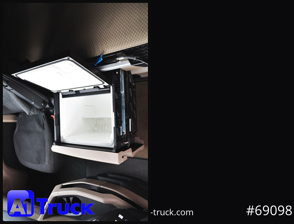 Tractor unit MAN TGX 18.510 GX,  Individual,  Lowliner,  neues Model: picture 5