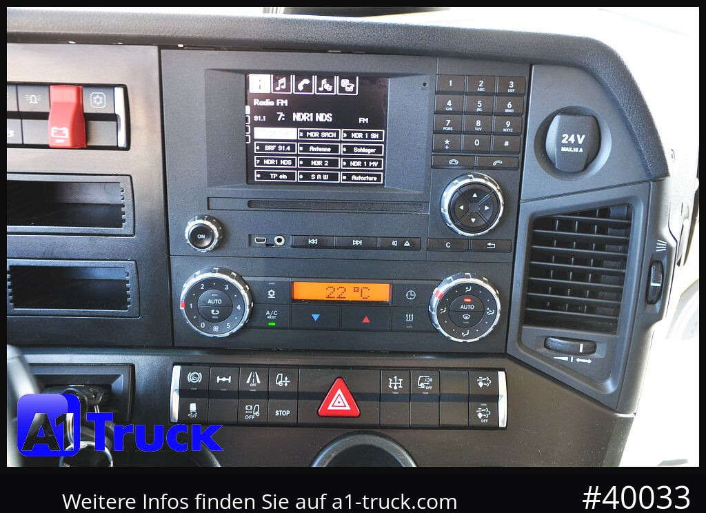 MERCEDES-BENZ 1843 StreamSpace GGVS ADR FL AT - Tractor unit: picture 3 MERCEDES-BENZ 1843 StreamSpace GGVS ADR FL AT - Tractor unit: picture 3
