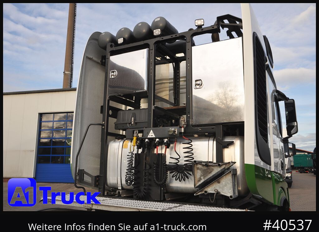 MERCEDES-BENZ 4158 BL 8x4, neues Model, guter Zustand - Tractor unit: picture 2 MERCEDES-BENZ 4158 BL 8x4, neues Model, guter Zustand - Tractor unit: picture 2