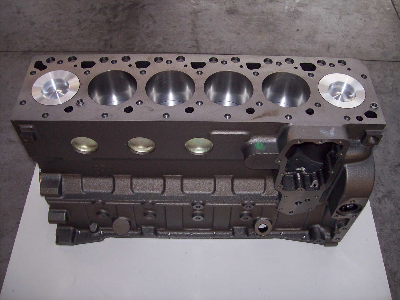 CUMMINS SHORT BLOCK 6BT5.9 - Cylinder block for Construction machinery: picture 1 CUMMINS SHORT BLOCK 6BT5.9 - Cylinder block for Construction machinery: picture 1