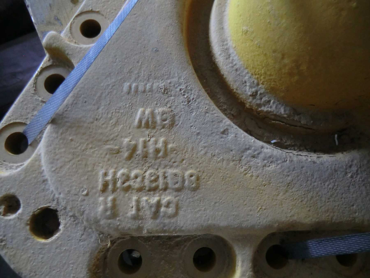 Undercarriage parts for Construction machinery Caterpillar 973 LGP SPINDLE: picture 10 Undercarriage parts for Construction machinery Caterpillar 973 LGP SPINDLE: picture 10