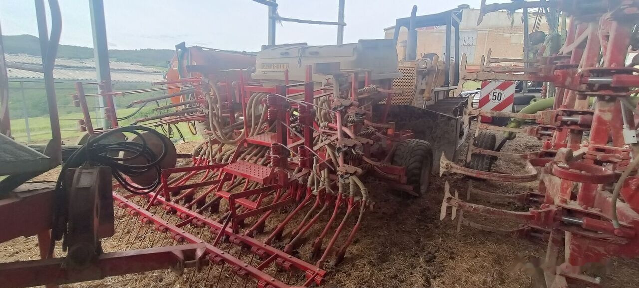 Aguirre BOTA 400 - Seed drill: picture 1 Aguirre BOTA 400 - Seed drill: picture 1
