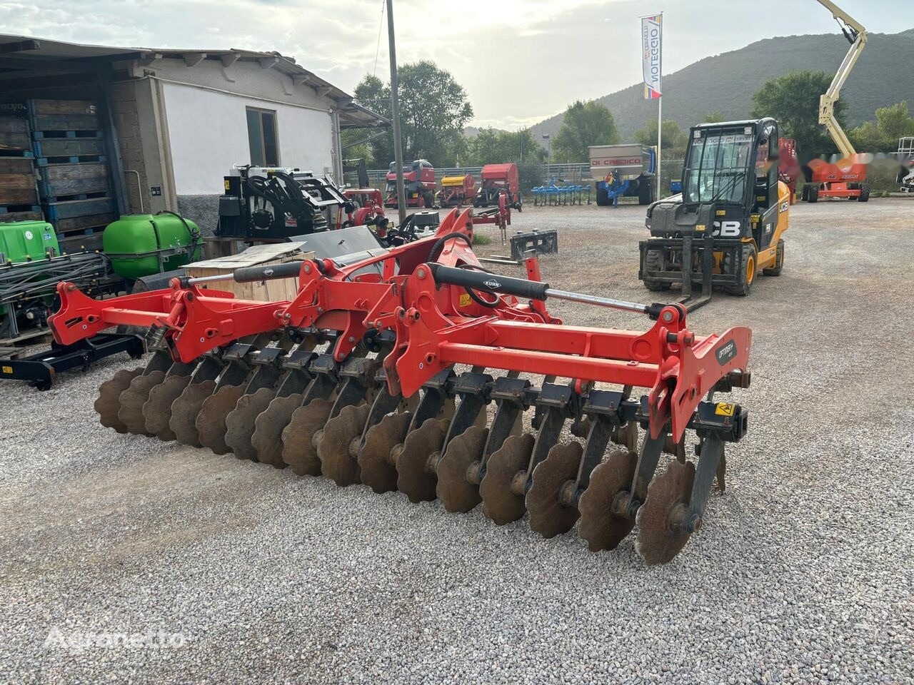 Kuhn OPTIMER +403R - Disc harrow: picture 1 Kuhn OPTIMER +403R - Disc harrow: picture 1