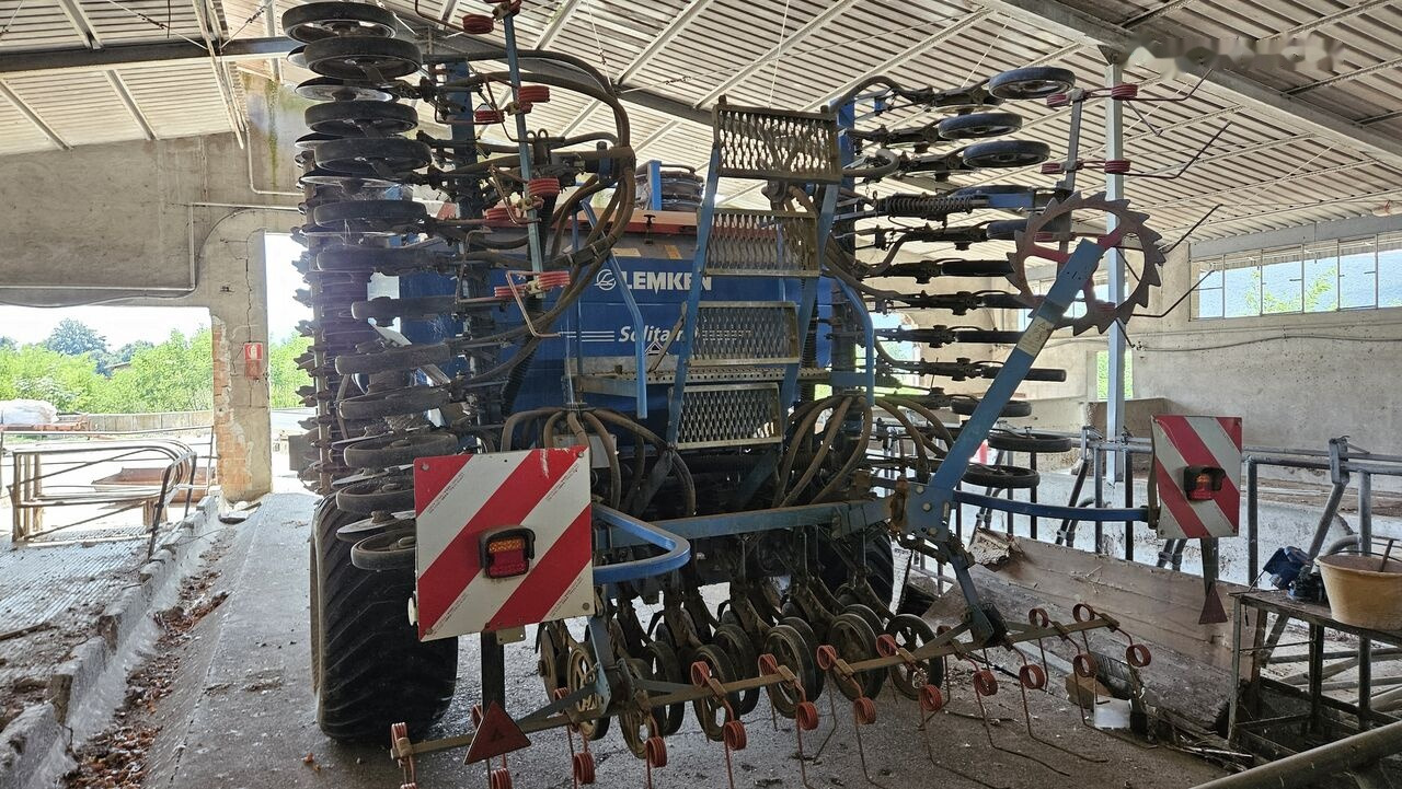 Lemken SOLITAIR 9/500 KA-DS 150 + HELIODOR 9/500 - Seed drill: picture 1 Lemken SOLITAIR 9/500 KA-DS 150 + HELIODOR 9/500 - Seed drill: picture 1