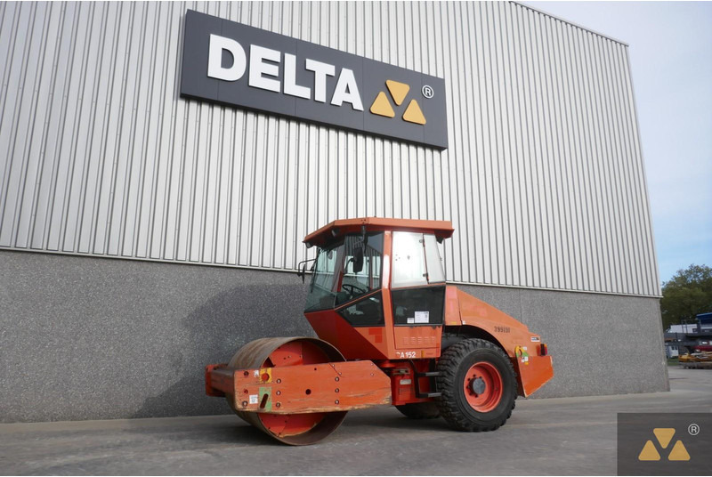 Dynapac CA152D - Roller: picture 4 Dynapac CA152D - Roller: picture 4