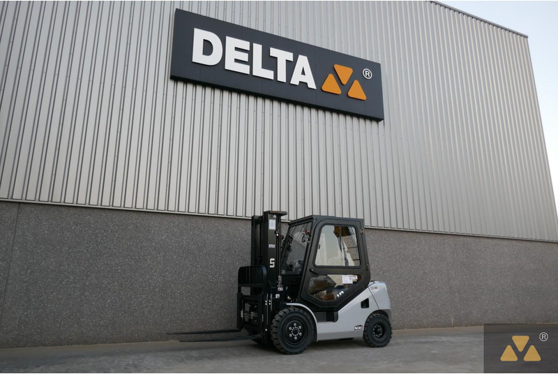 Un FD30T-NJB1 - Diesel forklift: picture 4 Un FD30T-NJB1 - Diesel forklift: picture 4