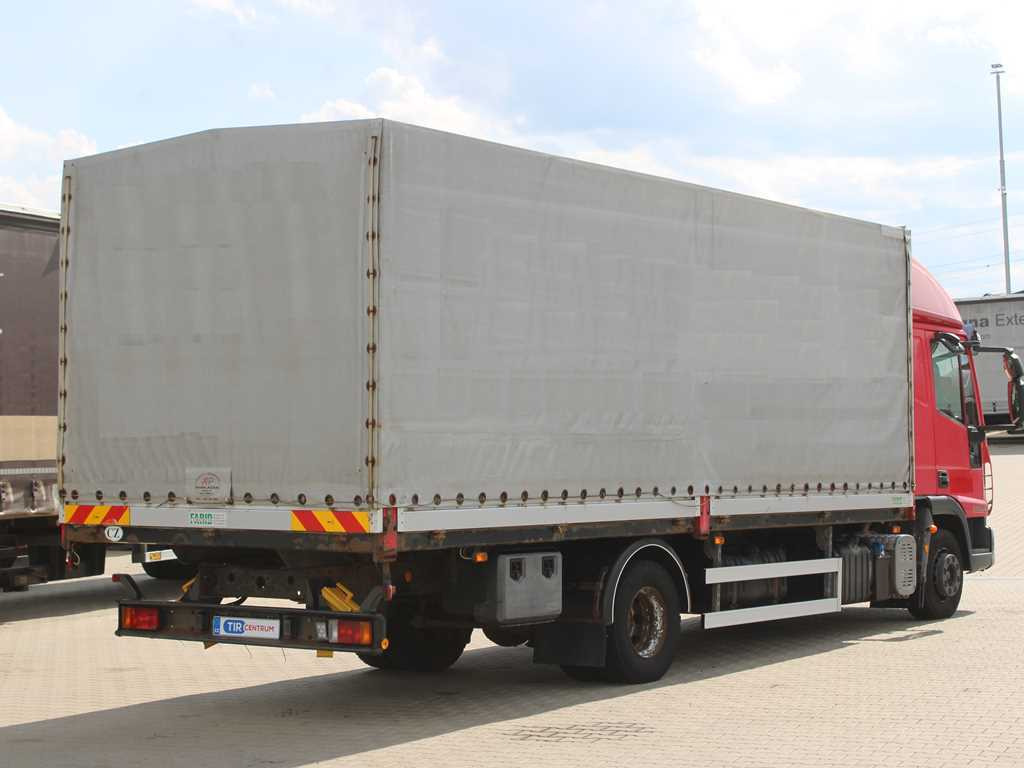 Iveco EUROCARGO 120E22 - Curtainsider truck: picture 3 Iveco EUROCARGO 120E22 - Curtainsider truck: picture 3