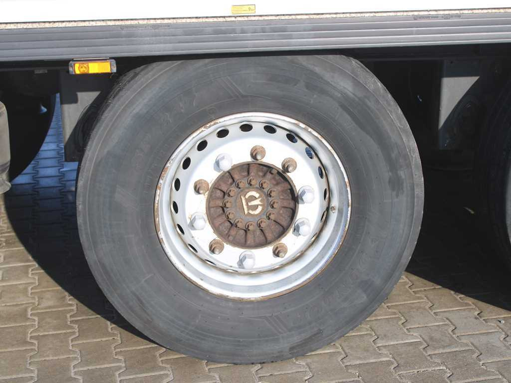 Leasing of Krone SD, LIFT AXLE, 2x EVAPORATOR, CARRIER VECTOR 1950MT Krone SD, LIFT AXLE, 2x EVAPORATOR, CARRIER VECTOR 1950MT: picture 10 Leasing of Krone SD, LIFT AXLE, 2x EVAPORATOR, CARRIER VECTOR 1950MT Krone SD, LIFT AXLE, 2x EVAPORATOR, CARRIER VECTOR 1950MT: picture 10