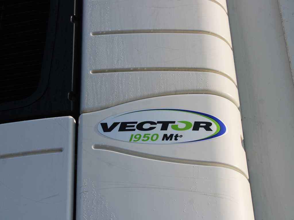 Leasing of Krone SD, LIFT AXLE, 2x EVAPORATOR, CARRIER VECTOR 1950MT Krone SD, LIFT AXLE, 2x EVAPORATOR, CARRIER VECTOR 1950MT: picture 6 Leasing of Krone SD, LIFT AXLE, 2x EVAPORATOR, CARRIER VECTOR 1950MT Krone SD, LIFT AXLE, 2x EVAPORATOR, CARRIER VECTOR 1950MT: picture 6