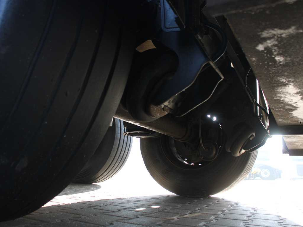 Leasing of Krone SD, LIFT AXLE, 2x EVAPORATOR, CARRIER VECTOR 1950MT Krone SD, LIFT AXLE, 2x EVAPORATOR, CARRIER VECTOR 1950MT: picture 16 Leasing of Krone SD, LIFT AXLE, 2x EVAPORATOR, CARRIER VECTOR 1950MT Krone SD, LIFT AXLE, 2x EVAPORATOR, CARRIER VECTOR 1950MT: picture 16