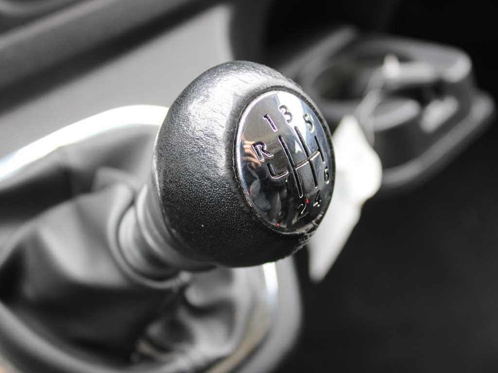 Passenger van Opel VIVARO-B, 7 SEATS: picture 9 Passenger van Opel VIVARO-B, 7 SEATS: picture 9