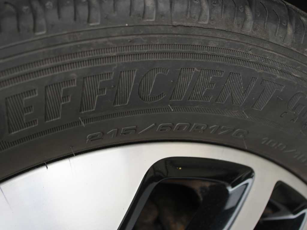 Passenger van Opel VIVARO-B, 7 SEATS: picture 17 Passenger van Opel VIVARO-B, 7 SEATS: picture 17